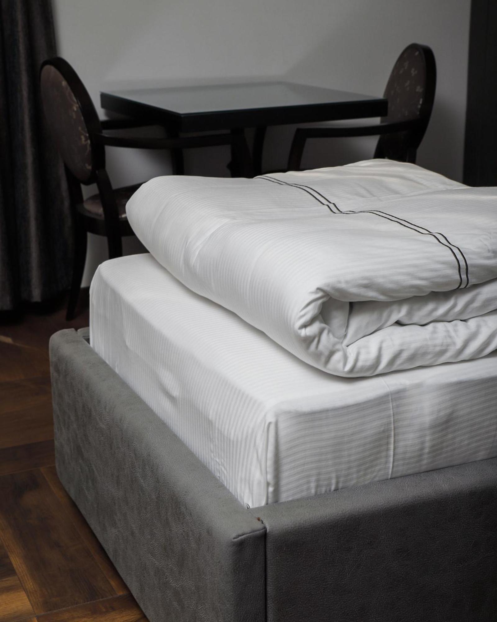 Triumf Hotel Prizren Buitenkant foto